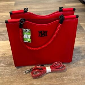 New with tag Vegan Leather Badgley Mischka red hand bag with straps
